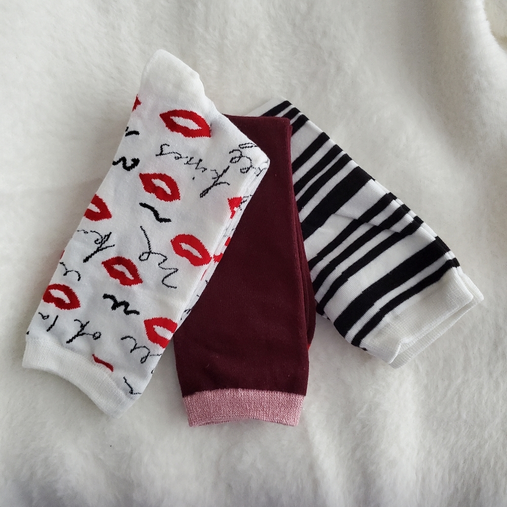 Kate spade Lips 3 pack crew socks